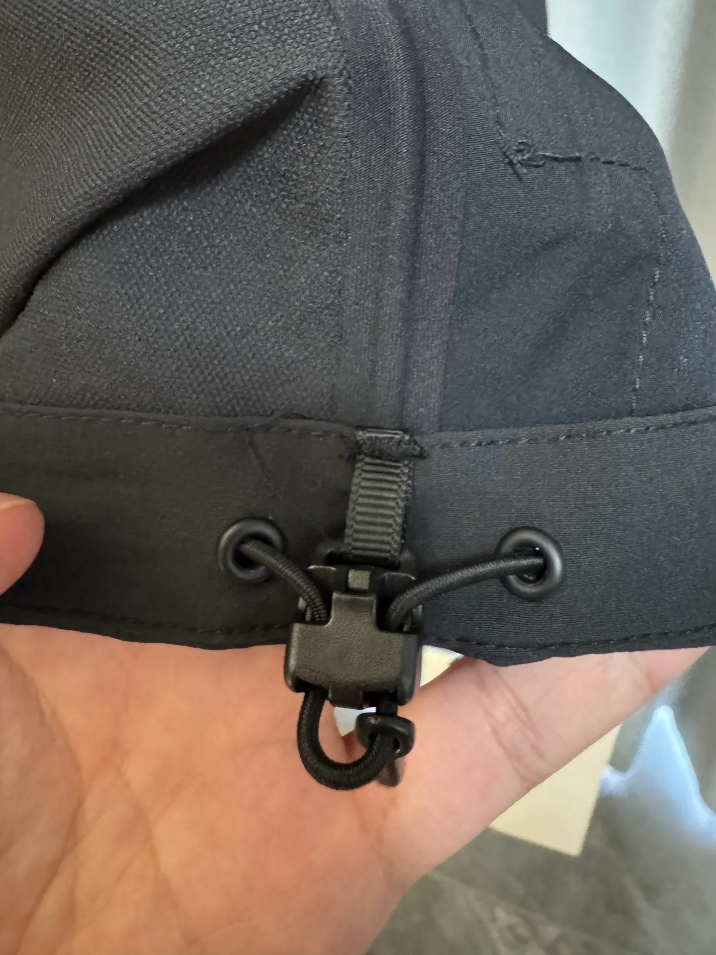 [Premium Replica] KOLON SPORT/Kolon 26Fw TECHSHELL 3L soft shell jacket, stretch thin jacket (black), originally purchased from KF, exclusive customization, custom dyed fabric, light and breathable, windproof and water repellent, hand pockets, taped inside, comfortable and not stuffy, look for the correct version Size: m/l/xl/2xl/3xl/4xl